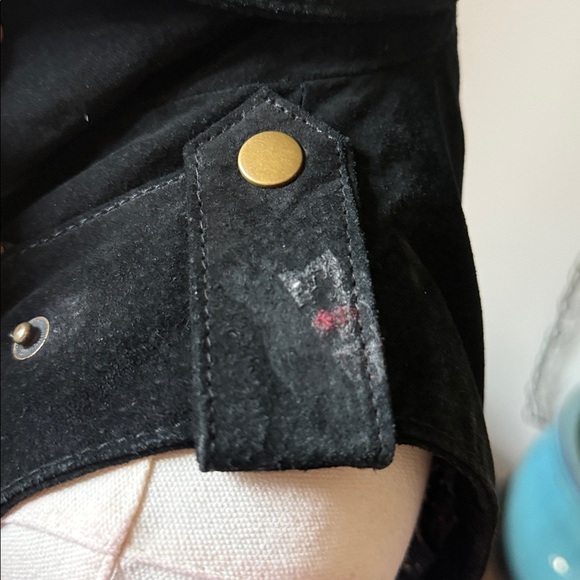 Forever 21 Black Suede Vest with Fringe - Picture 5 of 7